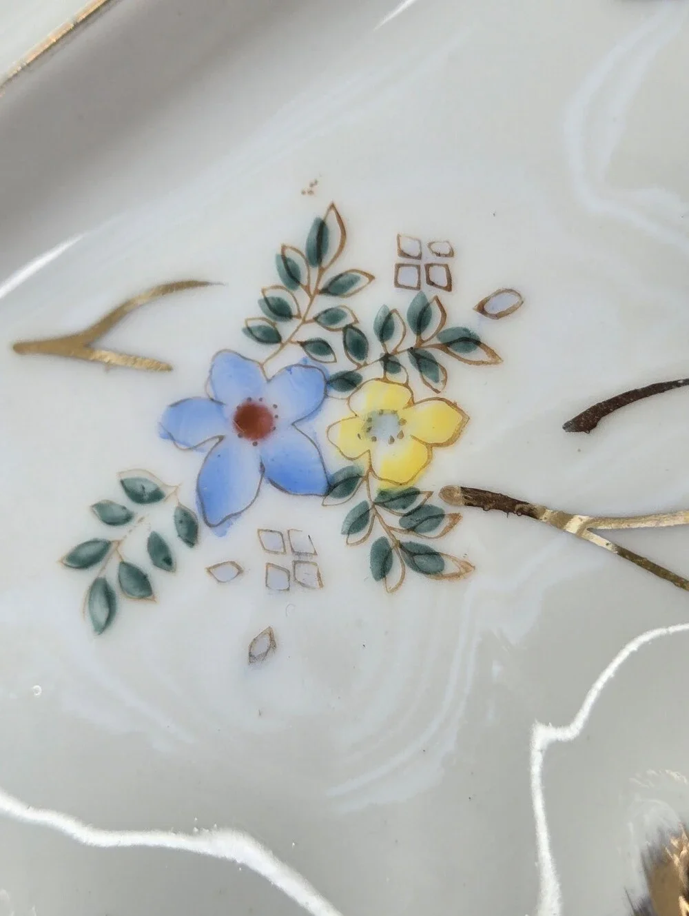 Vintage Porcelain Leaf Trinket Dish Floral Divided Candy Nut Tray Gold Trim Gilt